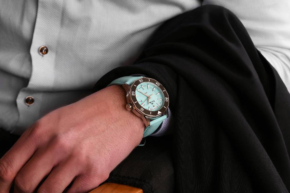 Jean Marcel Automatikuhr Tropical Diver Modell 531.60.82.76 im Angebot
