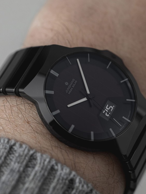 Junghans Force Mega Solar Blitzverkäufe