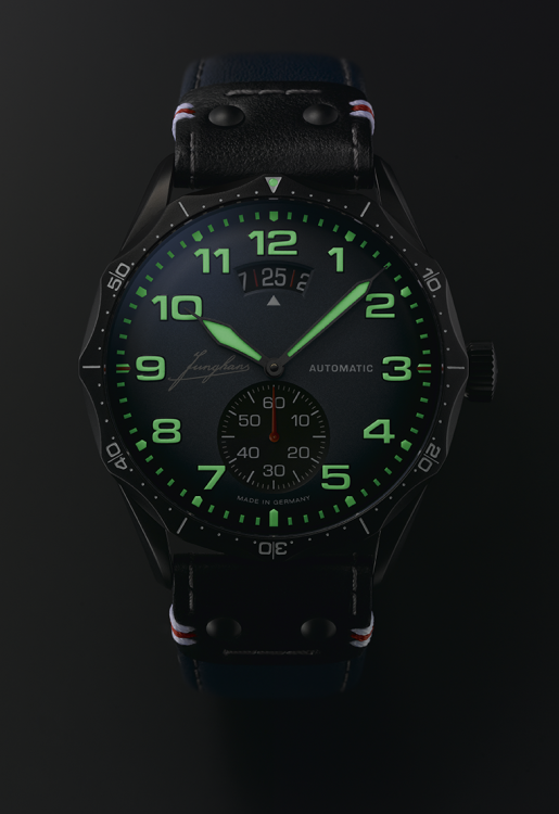 Junghans Pilot Automatic Navy Blue Blitzverkäufe