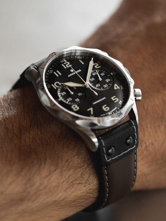 Junghans Pilot Chronoscope Online