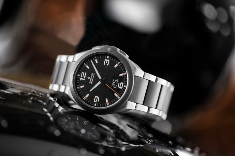 Junghans Spektrum Mega Solar im Angebot