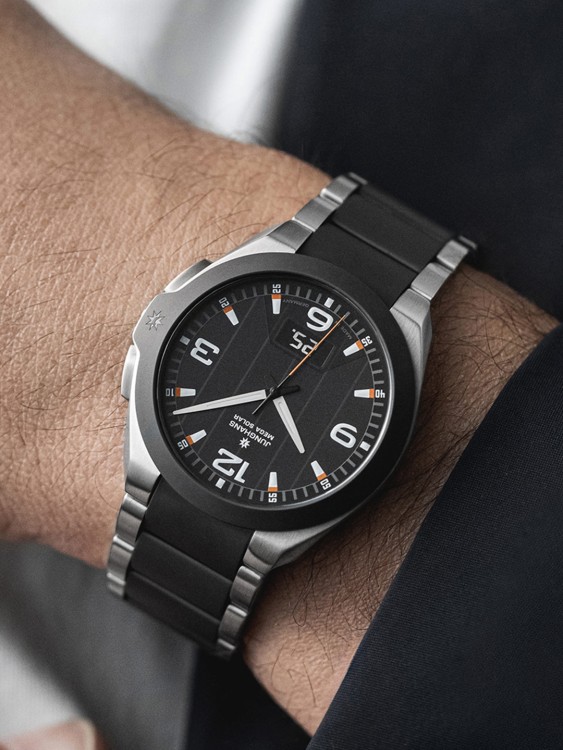 Junghans Spektrum Mega Solar im Angebot