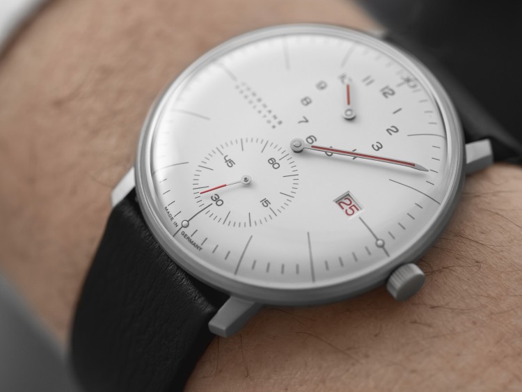 Junghans max bill Regulator Bauhaus Online