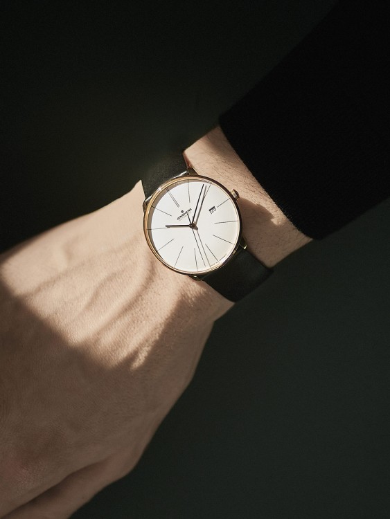 Junghans Meister fein Automatic Online