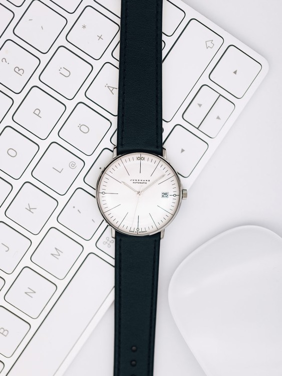 Junghans max bill Kleine Automatic Schlussverkauf