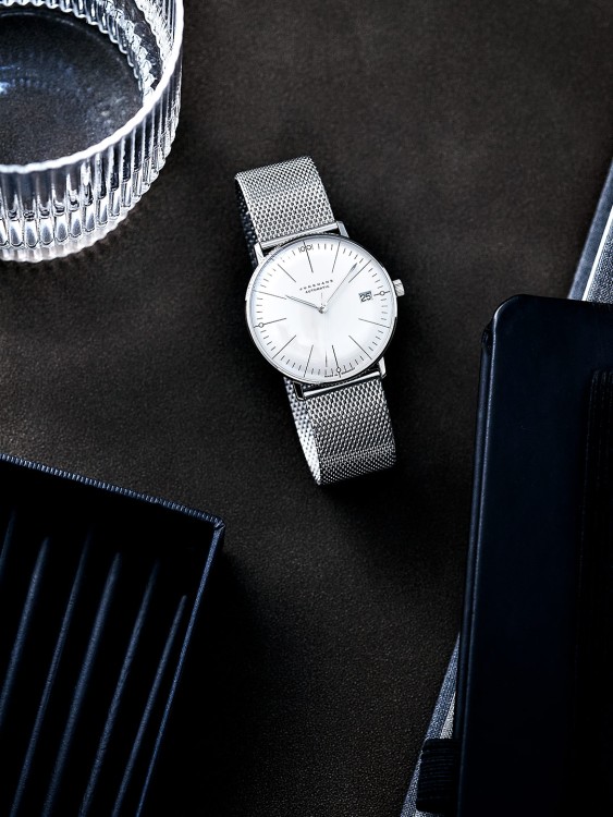 Junghans max bill Kleine Automatic im Angebot