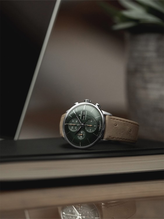 Junghans Meister Chronoscope, Date English Online