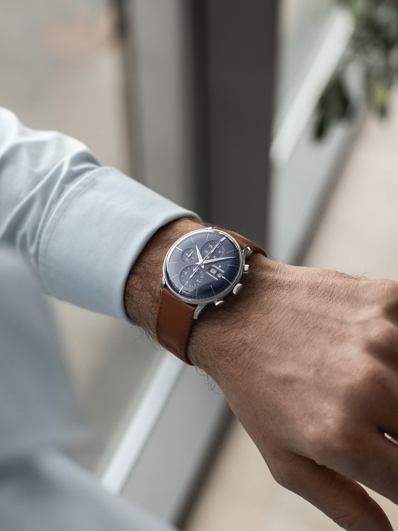 Junghans Meister Chronoscope, Date English Angebote