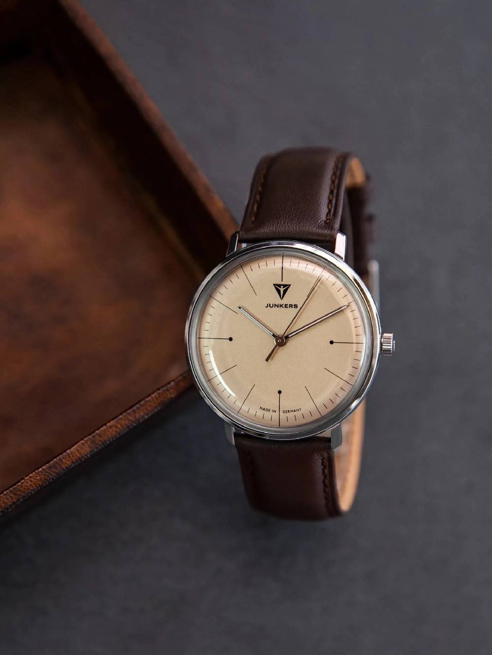 Junkers Bauhaus 40 Angebote