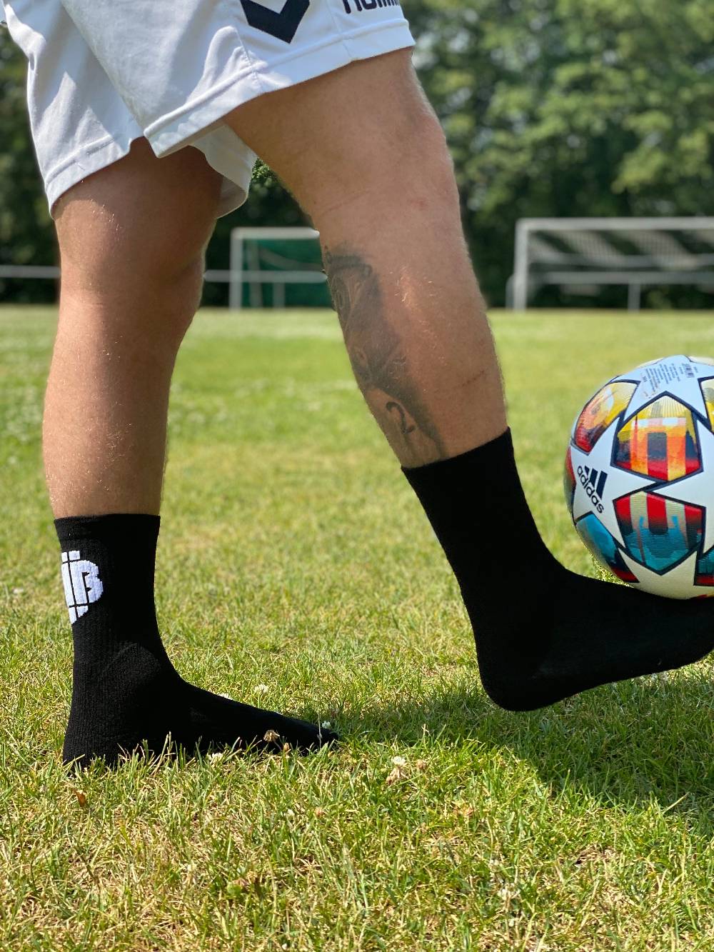 KB Socken Sportsocken Unisex geeignet für jegliche sportliche Aktivitäten Gr. 39-47 2 Paar Kauf eins, bekomm eins gratis