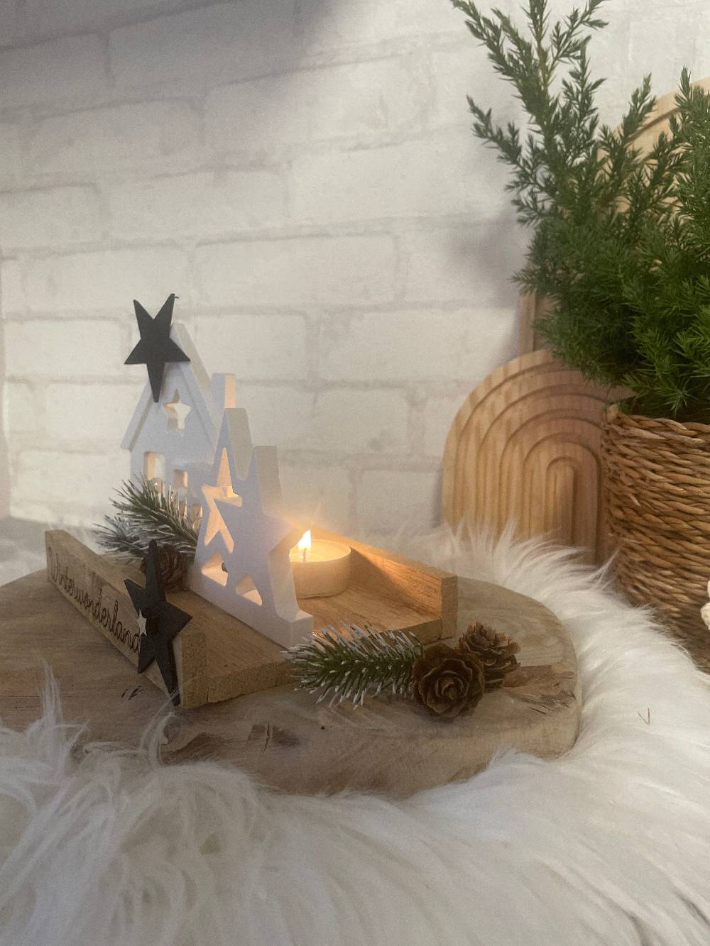 KB Socken Lichthaus, Weihnachtsdeko, Advent, Teelichthalter, Windlicht, Stern, Haus, Skandi, Weihnachten, Wohnzimmer Deko, Holzdeko Wohnzimmer Günstiger Verkauf