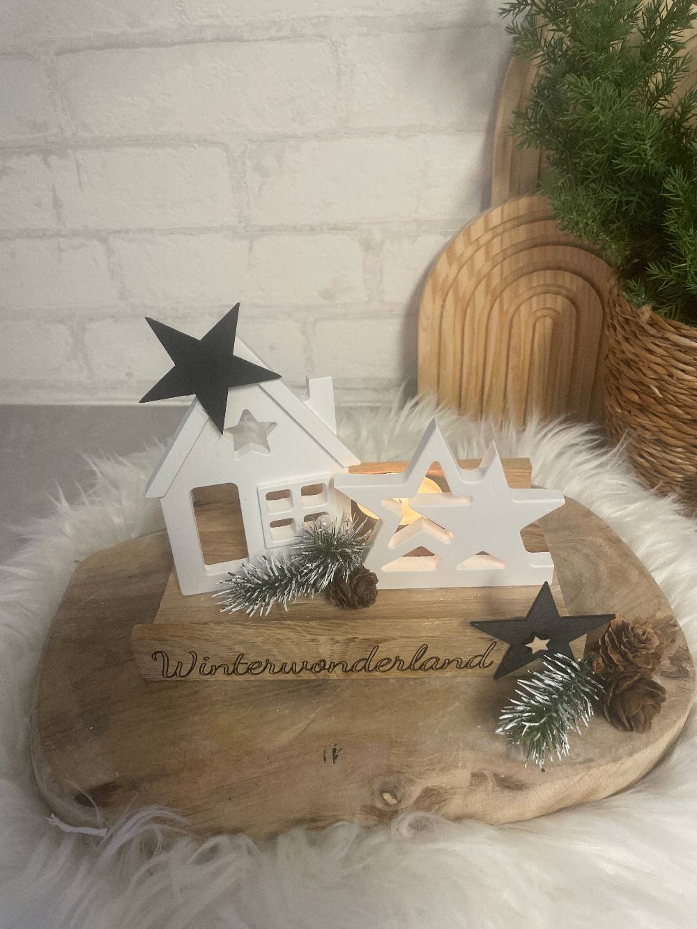 KB Socken Lichthaus, Weihnachtsdeko, Advent, Teelichthalter, Windlicht, Stern, Haus, Skandi, Weihnachten, Wohnzimmer Deko, Holzdeko Wohnzimmer Günstiger Verkauf