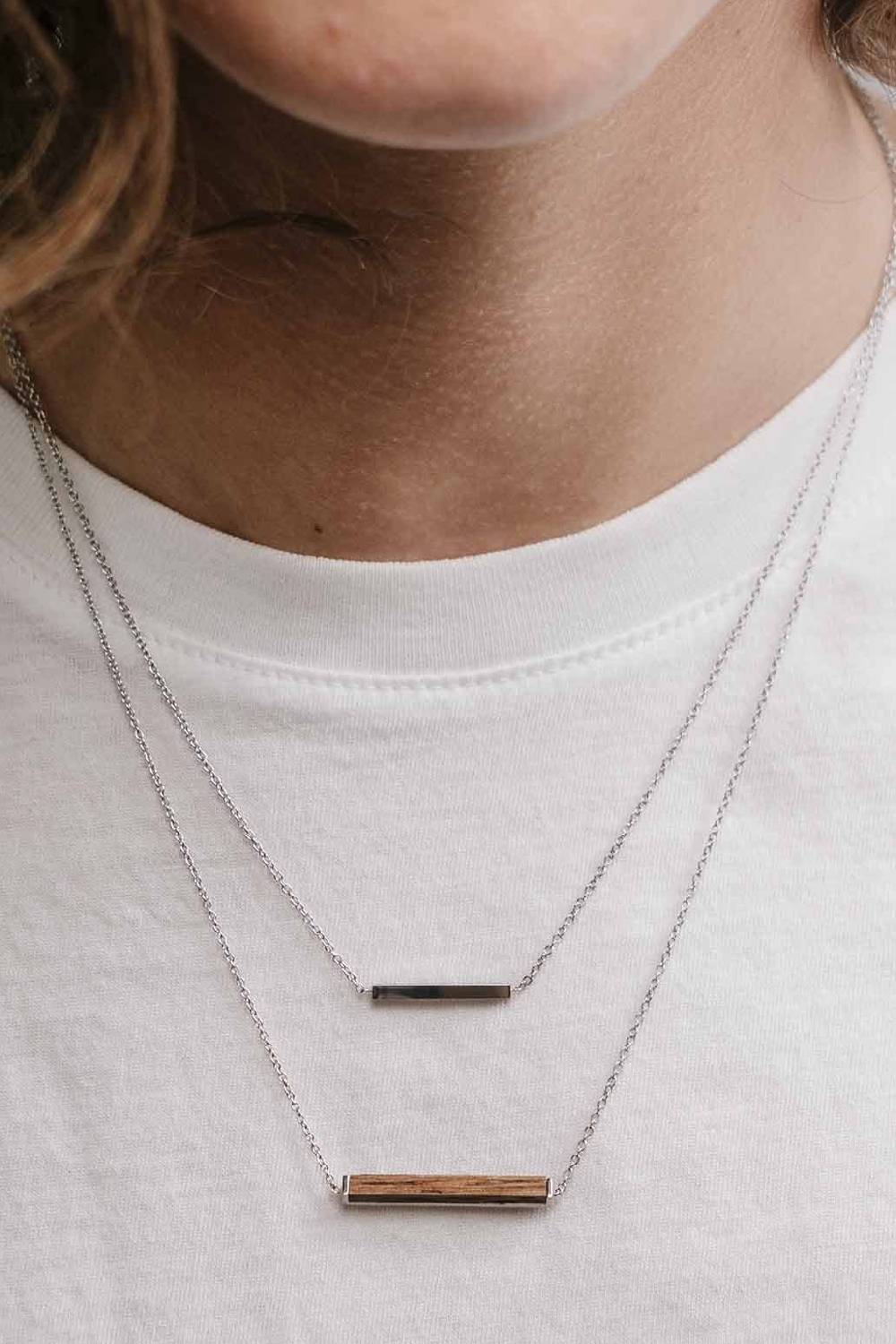 Kerbholz RECTANGLE NECKLACE Walnuss 50% Rabatt mit kostenlosem Versand