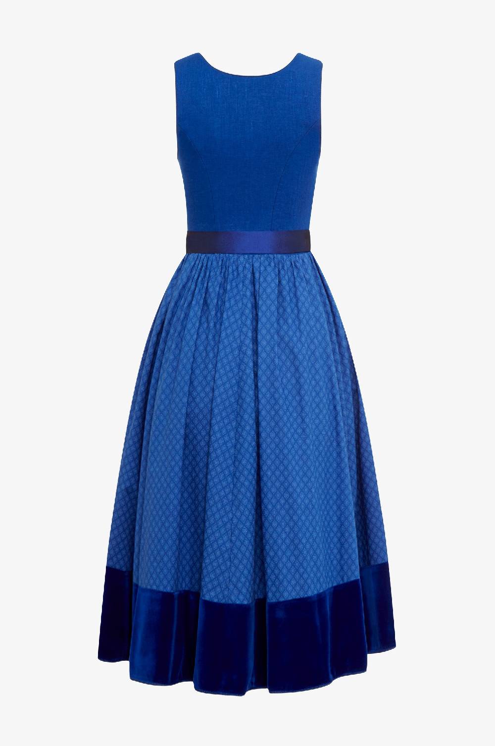 Kinga Mathe Jubiläumsdirndl in Royal Angebote