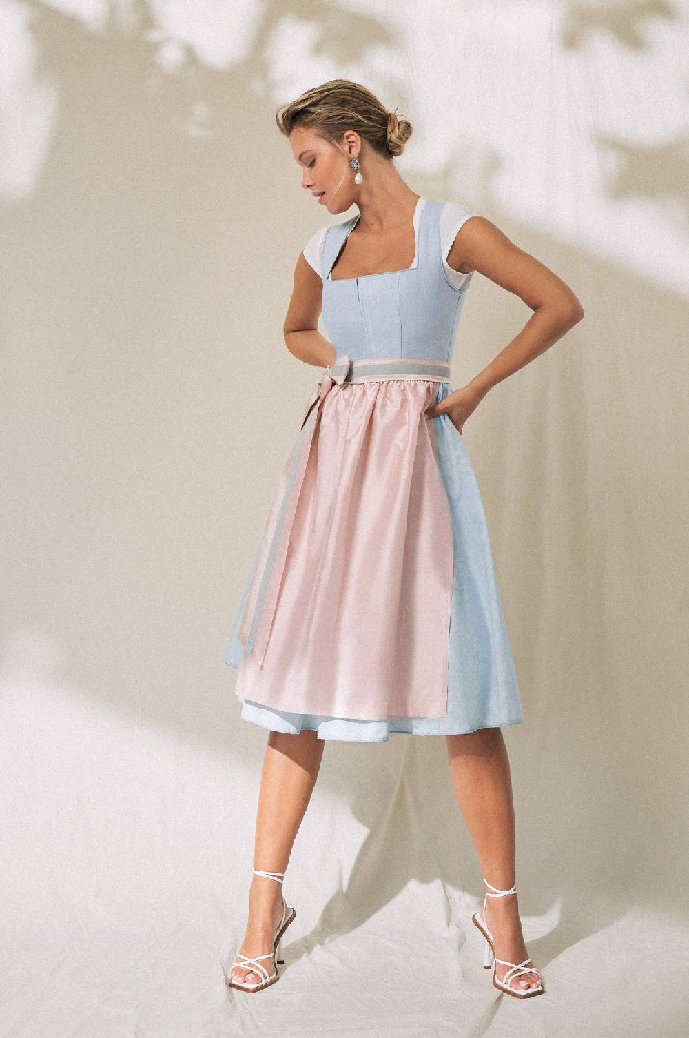 Kinga Mathe Dirndl Lazise in Hellblau Zeitlich begrenztes Angebot