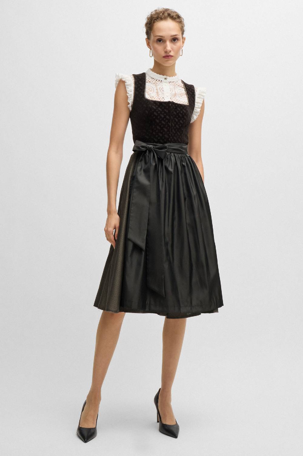 Kinga Mathe Dirndl BOSS BB in Taupe Meist gekauft