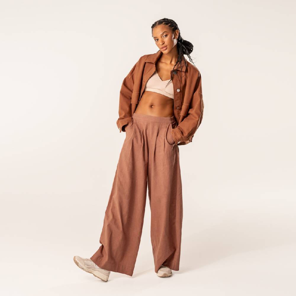 LIVING CRAFTS DUYEN - Weite Bundfaltenhose - Brown im Angebot