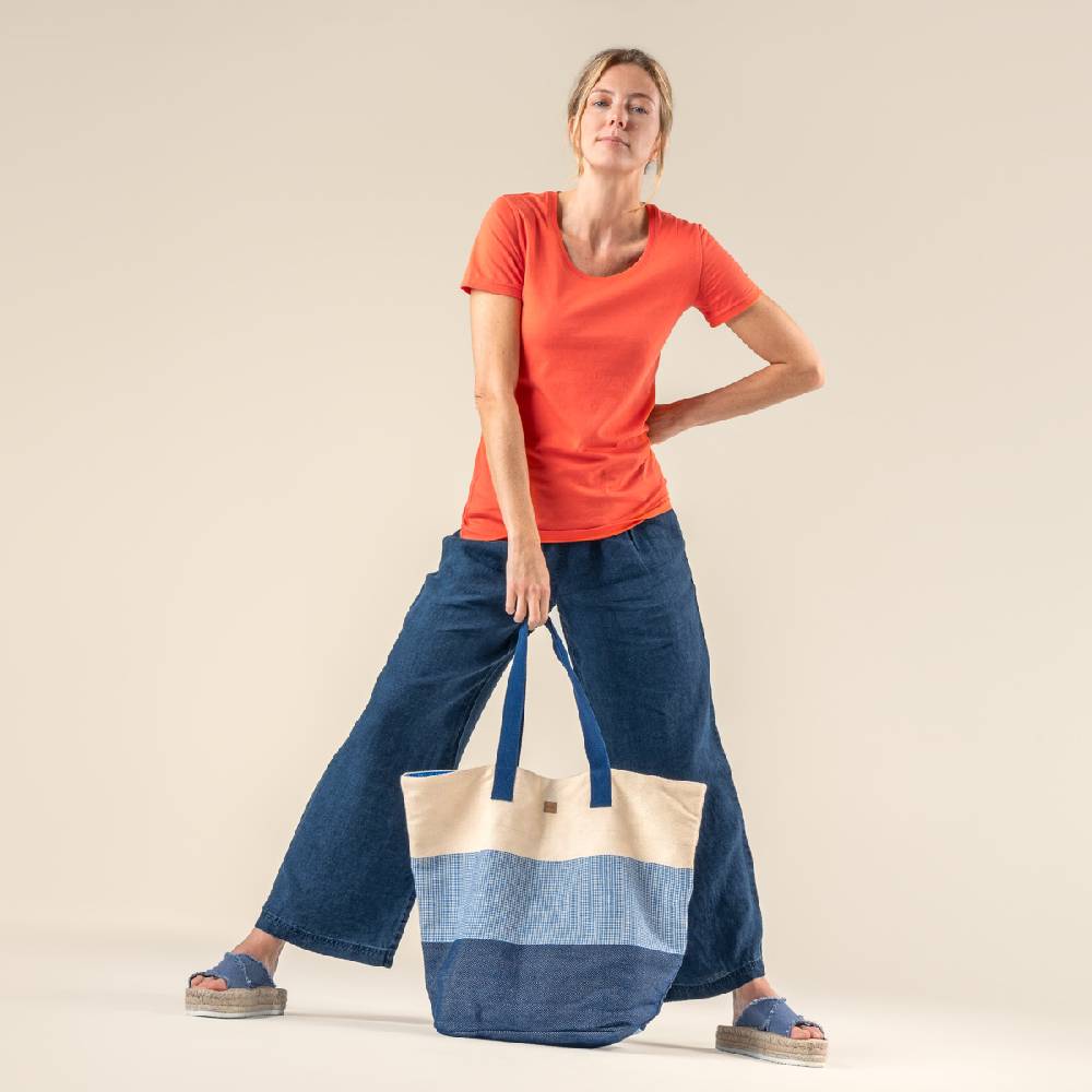 LIVING CRAFTS OMAN - Shopper - Shades of Denim Online
