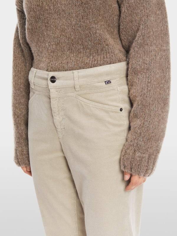 Marc Cain Cordhose mit Relaxed Fit - Modell RIAD im Angebot