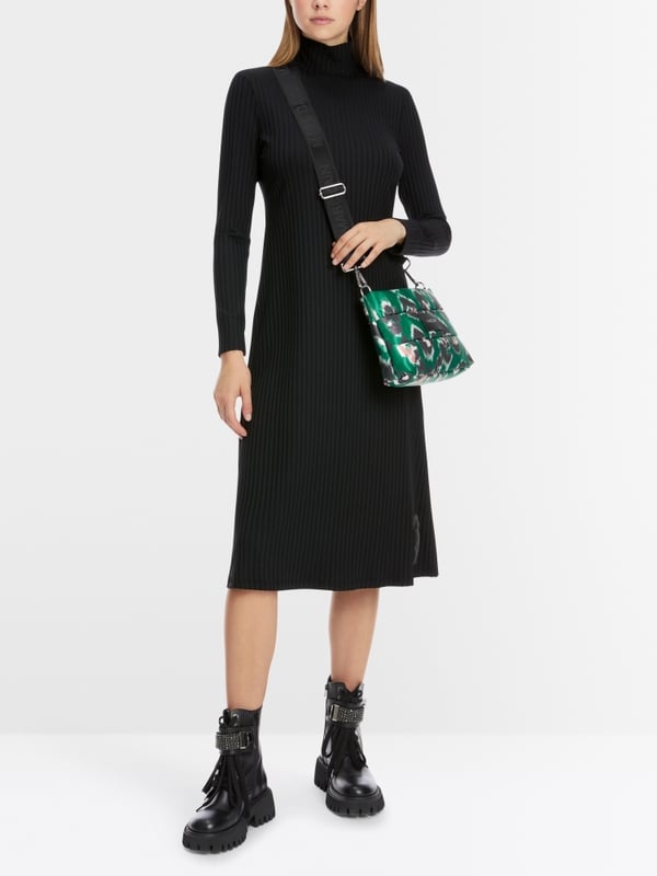 Marc Cain Kleid im Rippenstrick-Muster