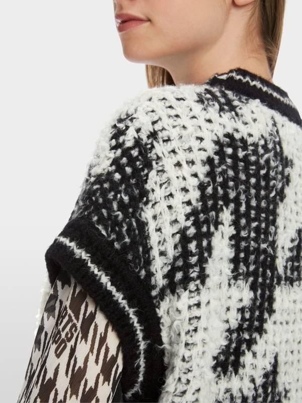 Marc Cain Chickcheck-Pullunder Knitted in Germany Online