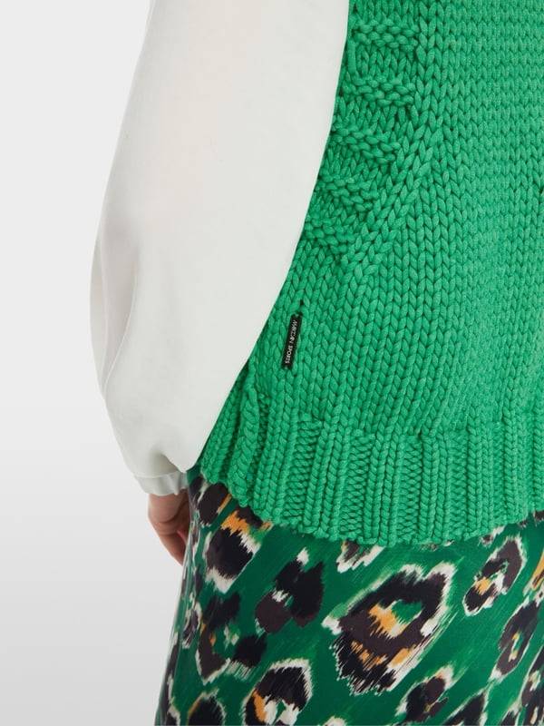Marc Cain Knitted in Germany Pullunder mit Zopf Verkauf