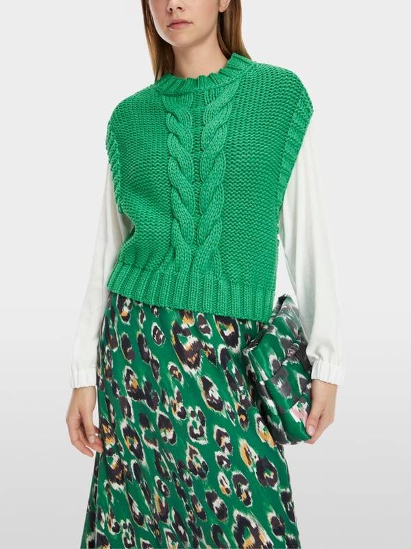 Marc Cain Knitted in Germany Pullunder mit Zopf Verkauf