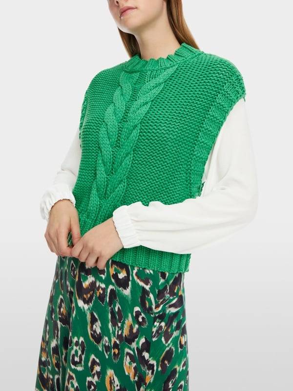 Marc Cain Knitted in Germany Pullunder mit Zopf Verkauf