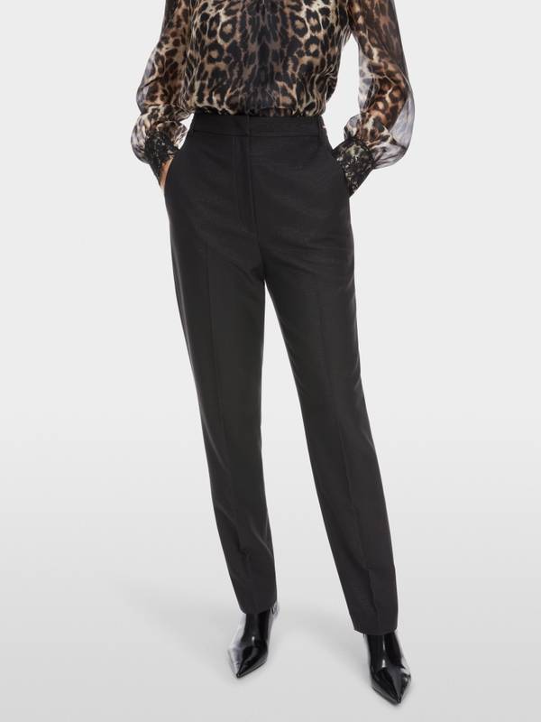 Marc Cain Modell FUZHOU mit Glitzer-Details Blitzverkäufe