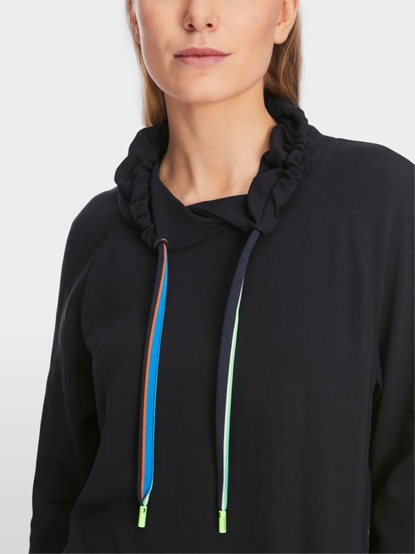 Marc Cain Raglanbluse mit Rüschendetail Angebote