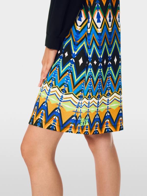 Marc Cain Kurzes Kleid in A-Linie Auslauf