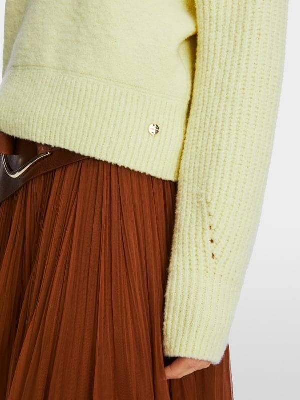 Marc Cain Knitted in Germany Sweater - oversized Outlet