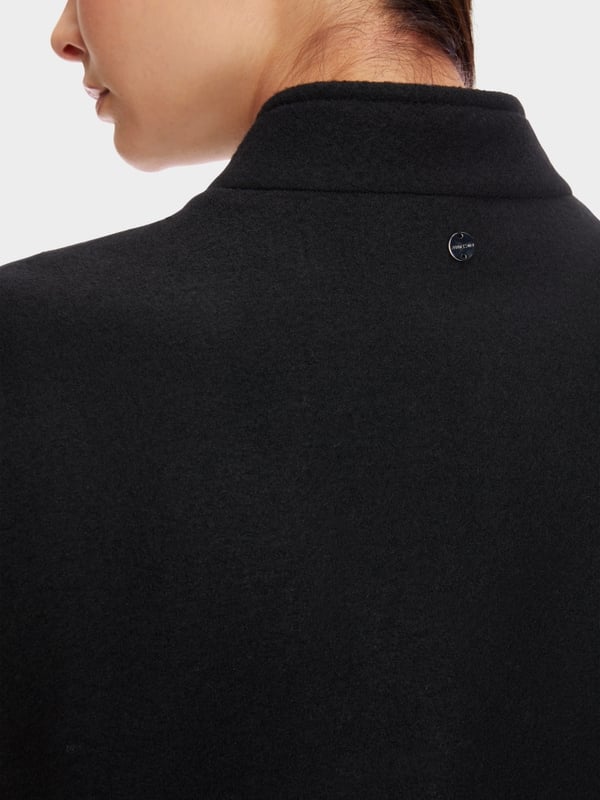 Marc Cain Jacke aus 100 % Wolle Knitted in Germany Online