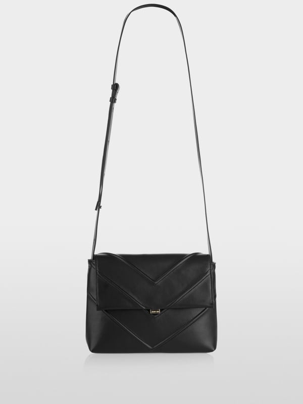 Marc Cain Schultertasche "Rethink Together" Limitierter Zeitrabatt