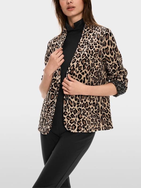 Marc Cain Körpernaher Blazer in Nickisamt Tägliche Deals