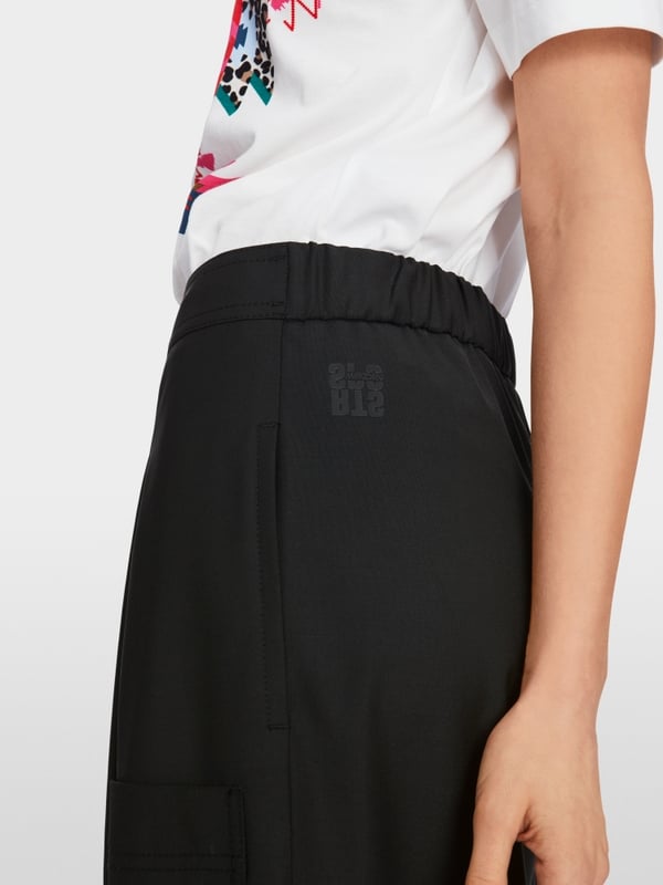 Marc Cain Modell WARIN - Culotte mit Cargotaschen Riesige Rabatte