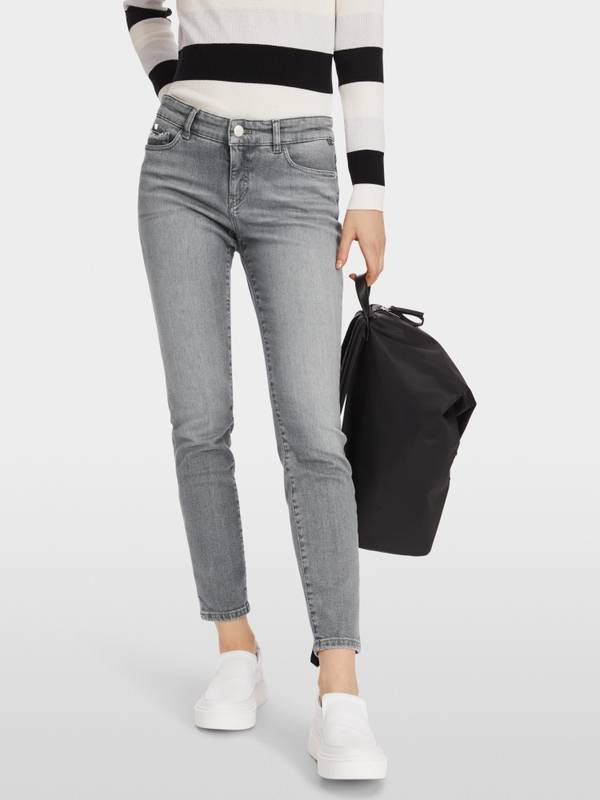 Marc Cain Jeans "Rethink Together" - Modell SILVI Online