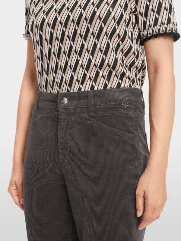 Marc Cain Cordhose Relaxed Fit - Modell RIAD Fabrik Onlineshop