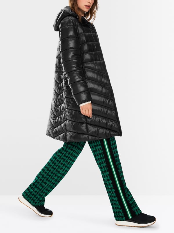 Marc Cain Kurzer Kapuzenmantel "Rethink Together" Neueste Stile