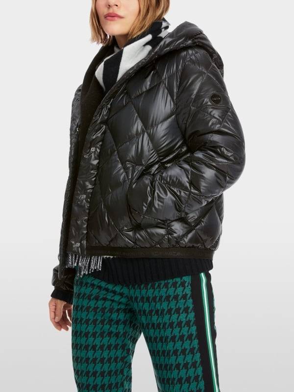 Marc Cain "Rethink Together" - kurze Daunenjacke Bis zu 60% Rabatt