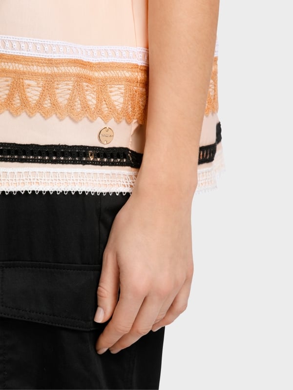 Marc Cain Weite Bluse mit Spitzendetails Lagerräumung