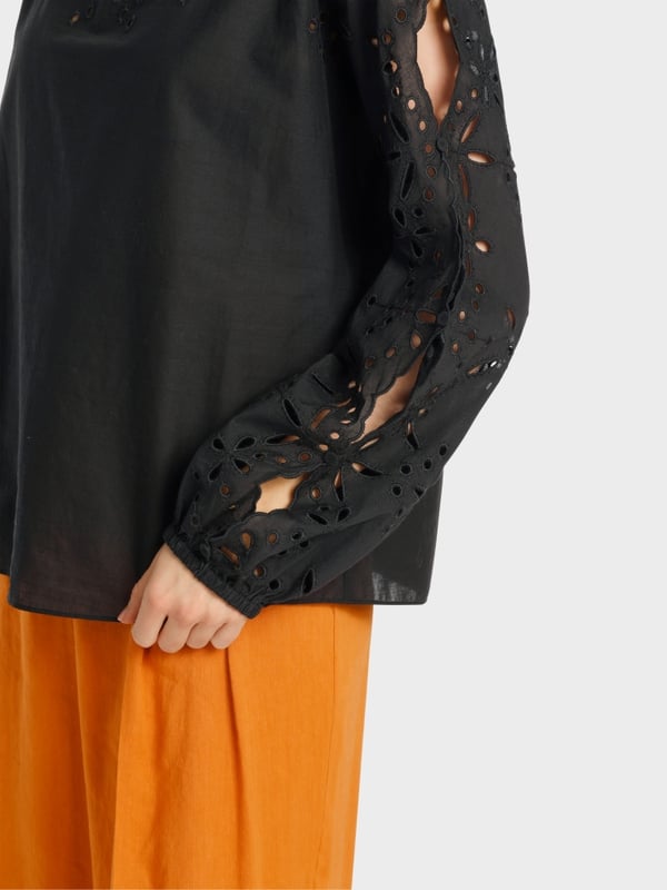 Marc Cain Spitzenbluse in A-Shape Neueste Mode