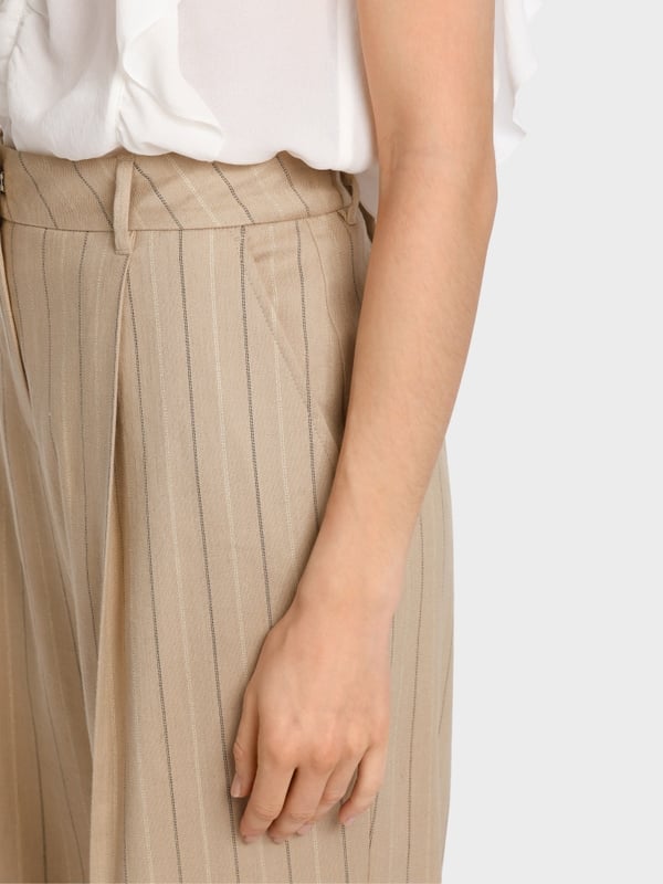 Marc Cain Modell WASCO – Hose in Nadelstreif Zeitlich begrenztes Angebot