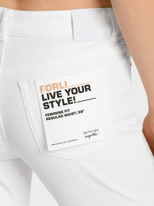 Marc Cain Modell FORLI – Jeans “Rethink Together” Limitierter Zeitrabatt