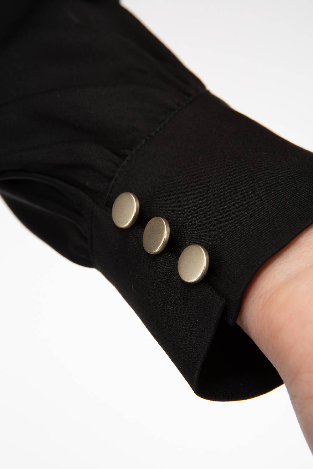 IVI GmbH SOLID SILK Seidenbluse mit Cut-Out Detail schwarz Meist gekauft
