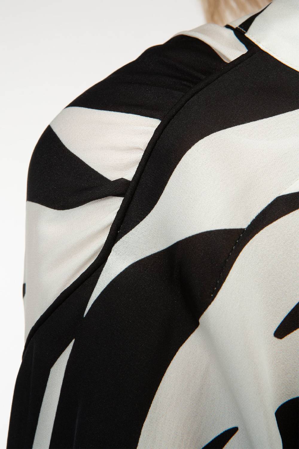 IVI GmbH PALM LEAF BLACK Tunika mit raffinierten Nahtdetails Schlussverkauf