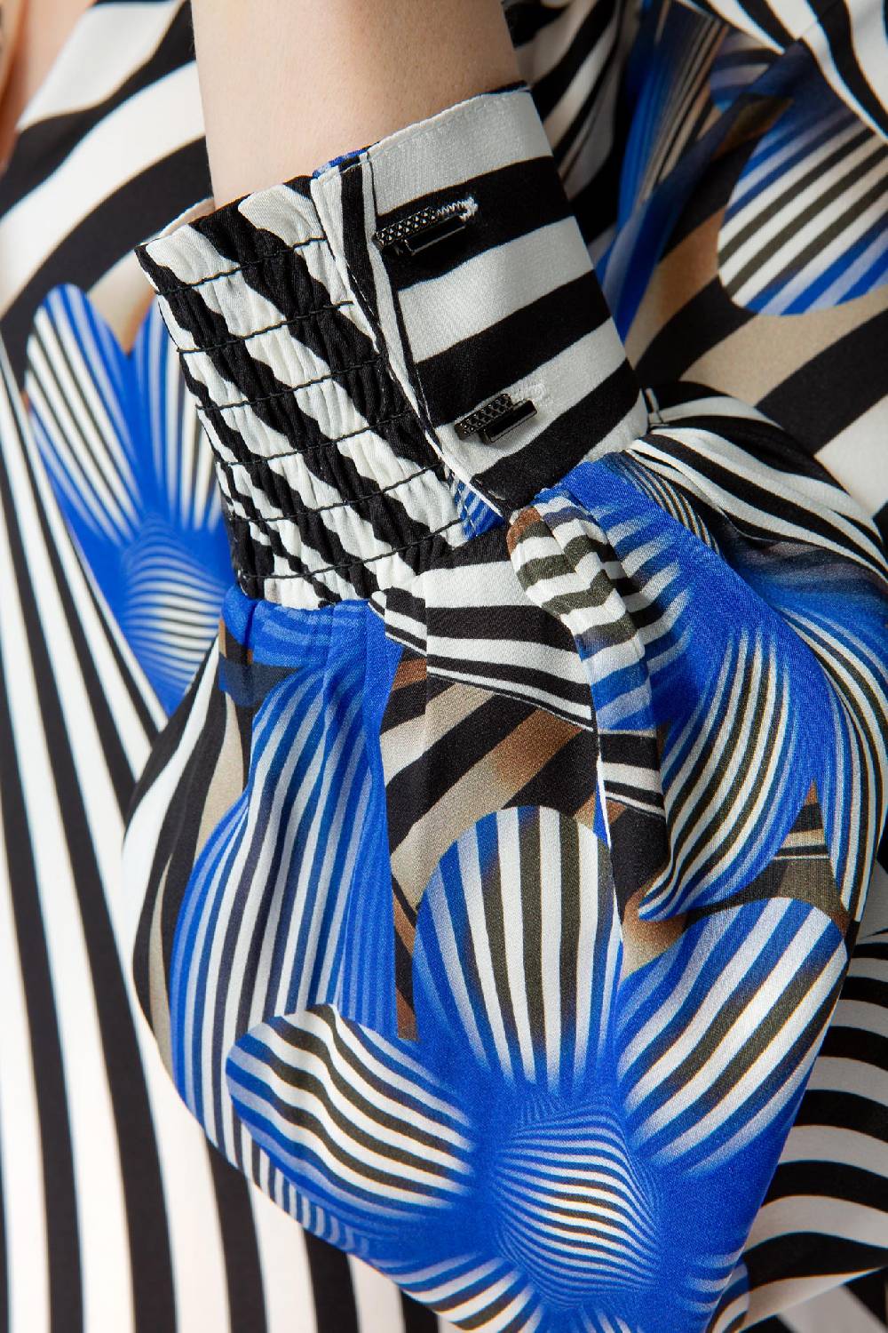IVI GmbH FLORAL ILLUSION Minikleid Schlussverkauf