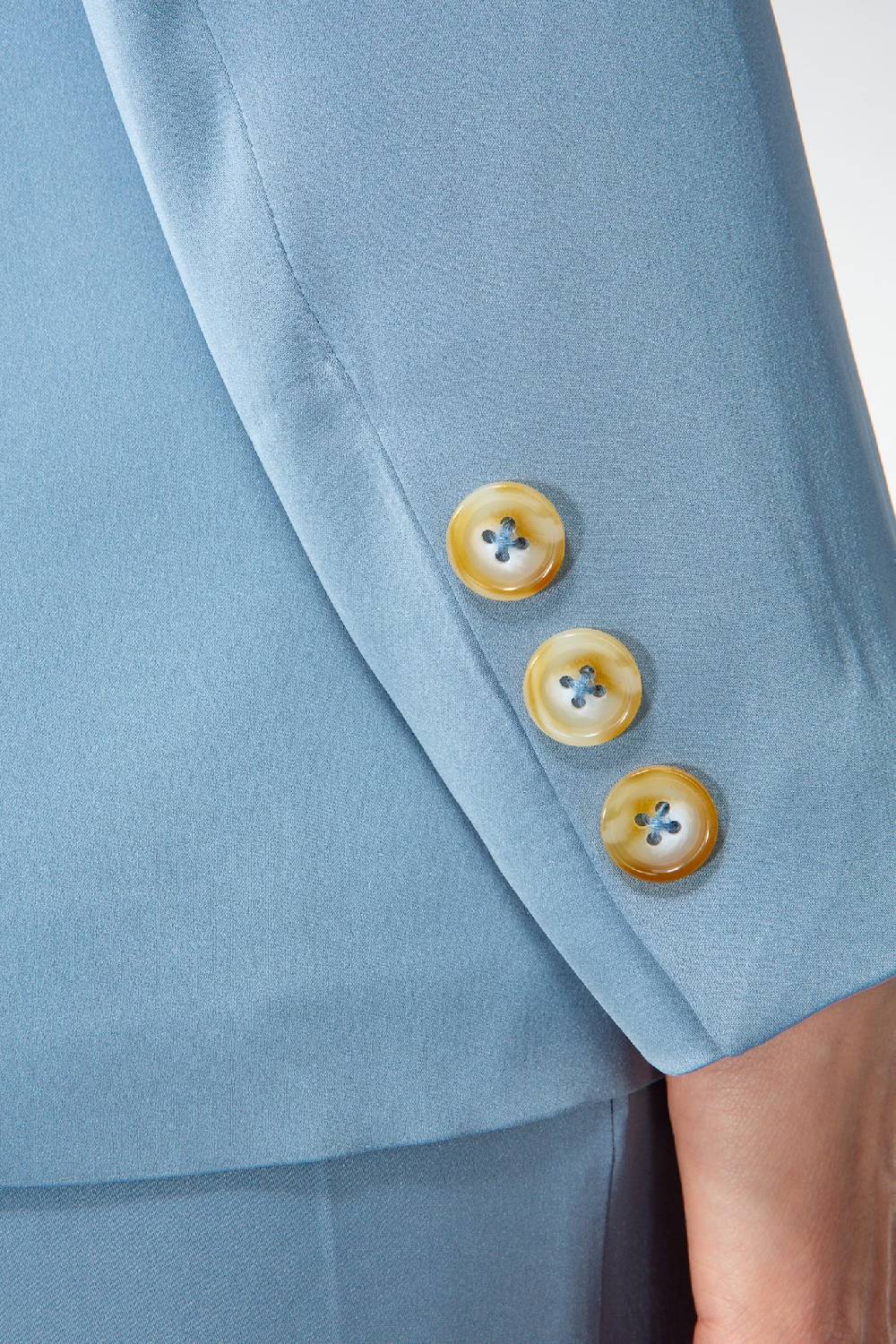 IVI GmbH SOLID SILK Seidenblazer hellblau Online