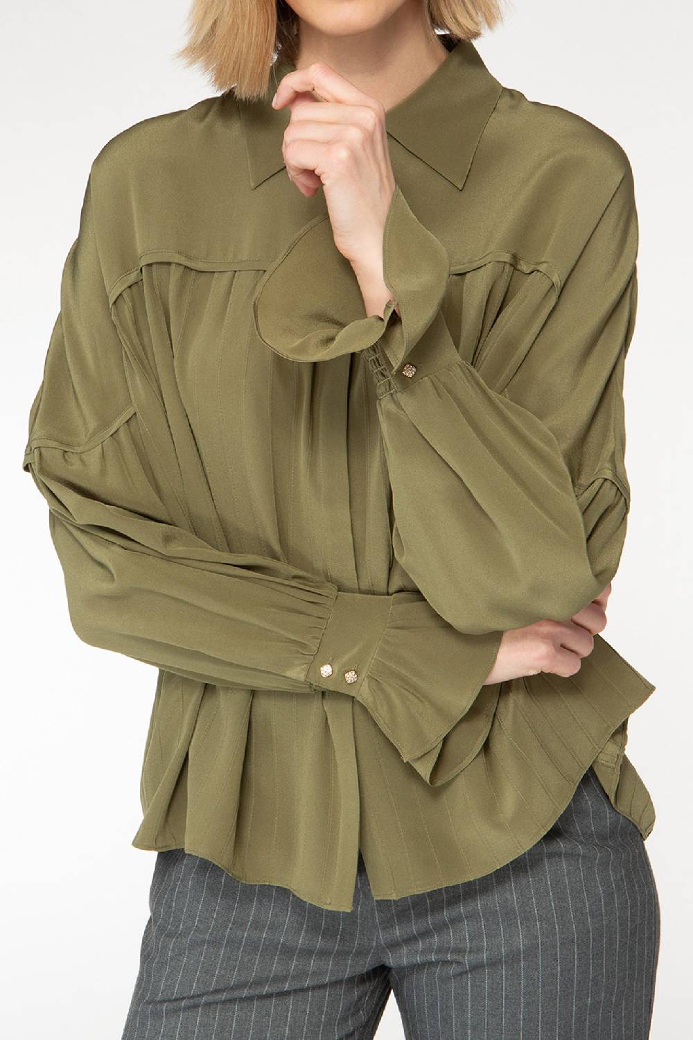 IVI GmbH FANCY Plissé Bluse aus Seiden-Georgette olive Schlussverkauf