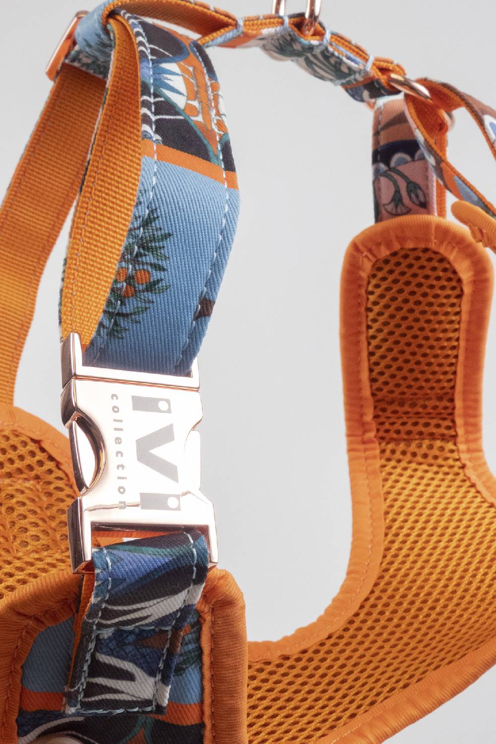 IVI GmbH RETRO TILES Harness Günstiger Verkauf